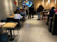 大堂-麦当劳(徐汇漕溪北路百脑汇店)