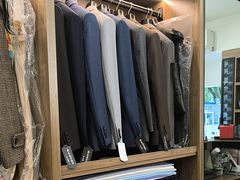-吴志坚洋服店(贵都邻里中心店)