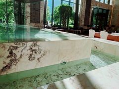 -上海漕河泾万丽酒店