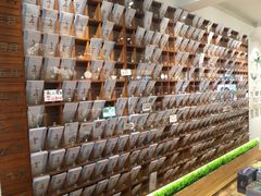 -猫的天空之城概念书店(束河店)