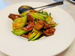 菜梗炒猪肝-菲乐餐厅(三十年经营·湖滨路店)