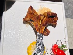 -江上荟·创意中国菜(绿地缤纷城店)