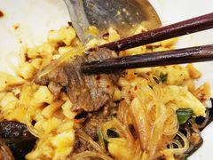 生肉小炒-老乌家特色小炒泡馍(大皮院店)