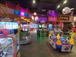 -卡通尼乐园(重庆南坪协信星光店)