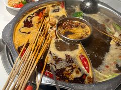 -佰人王串串香火锅(洋珠巷店)