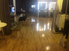 -壹人壹像工作室(购物公园店)