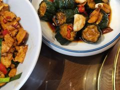 -富正毅三下锅·湘西韵味(天门山索道店)
