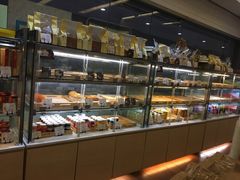 面包甜点陈列柜-花园饼屋·吐司蛋糕面包(星海店)