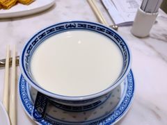 老香港鲜奶冻-香港百合居(LCM置汇旭辉广场店)