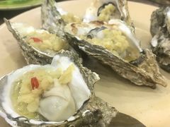 炭烧蒜蓉生蚝-贞姨美食·老字号海鲜大排档