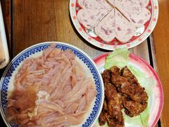 -沸炉重庆老火锅(军事博物馆店)