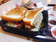 圣塔芭芭拉经典牛肉特堡-The Habit Burger Grill 哈比特汉堡(复兴soho店)