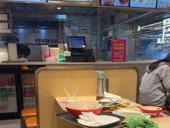-小杨生煎(浦江欢乐颂店)