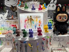 -泡泡玛特POPMART(上海环贸iapm商场店)