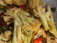 -卢大鲜鱼头捞饭(美利广场店)