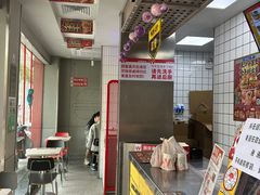 -华莱士·全鸡汉堡(沧源店)