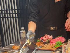 -铭牛烧肉·和牛海鲜自助(高新月牙湖店)