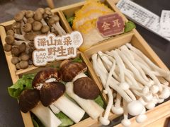 -廖掌柜·重庆鲜货火锅(上海首店)