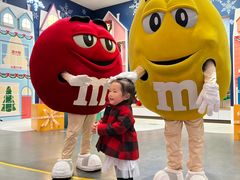 -m豆巧克力世界(上海世茂广场店)