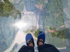 -黄腾峡天门悬廊