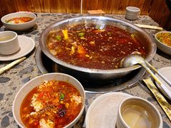 -肖肖酸萝卜鱼火锅(总店)