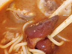 -乌糖沙茶面(民族路店)