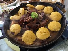 炖牛肉贴饼子-上庄晋风庄园(上庄店)