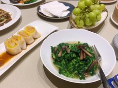 上汤豆苗-皇朝会.经典传统粤菜(外滩店)