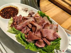 -靠山屯东北铁锅炖(东北菜，古美西路店)