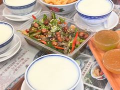 -周大娘牛乳(旧寨古村总店)