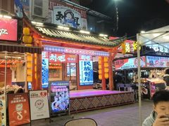 -刘姐啤酒鱼民族演艺餐厅(西街总店)