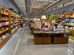 -博览书店(越秀悦汇天地店)
