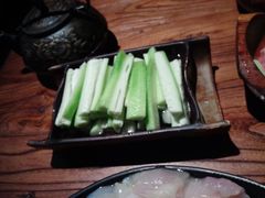 -老牌坊云南鱼豆花火锅(嵩山店)