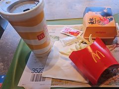 -麦当劳(展览路店)