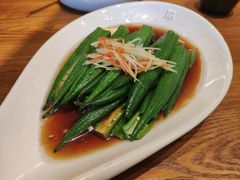 白灼秋葵-云海肴·汽锅鸡·云南菜(苏州中心店)
