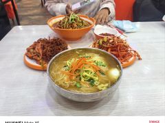 -三姐妹冷面馆(保卫路店)