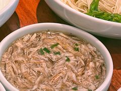 -裕兴记•蟹黄面馆(人民广场店)