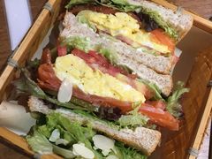 三文鱼厚蛋三明治-AFS Cafe & Canteen(闽江二路店)