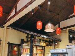 -富正毅三下锅·湘西韵味(天门山索道店)