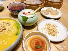 -弄堂小笼包(西青中北永旺购物中心店)