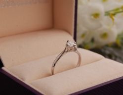 dzs-威德钻石-克拉钻大本营(南京东路店)