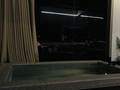 -Yolo私汤温泉设计师酒店(重庆南滨路店)