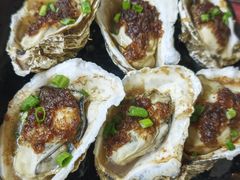 乌酱烤生蚝-大富蚝乌东哥饭店·石锅鱼杂·柠檬鸭(革新路店)