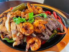 凯迪拉克拼盘-Chili's Cafe&Bar奇利斯(滨江店)