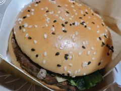 安格斯厚牛芝士堡-麦当劳(欧亚大观商都店)