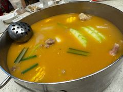 -肥仔文澳门猪骨煲(南京西路店)