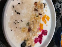 米釀鲜果酸奶-丝路金桃·新疆菜(徐汇店)
