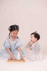 -爱你宝贝孕婴亲子摄影美学馆(绍兴店)