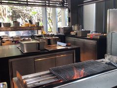-三亚艾迪逊酒店·海滩烧烤 BARBACOA·现场乐队·浪漫晚餐·烧烤海鲜