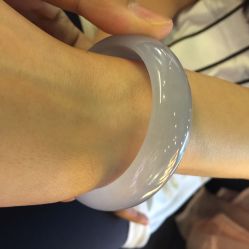 北京七彩云南翡翠珠宝旗舰店（月坛店）-北京七彩云南翡翠珠宝旗舰店(月坛店)